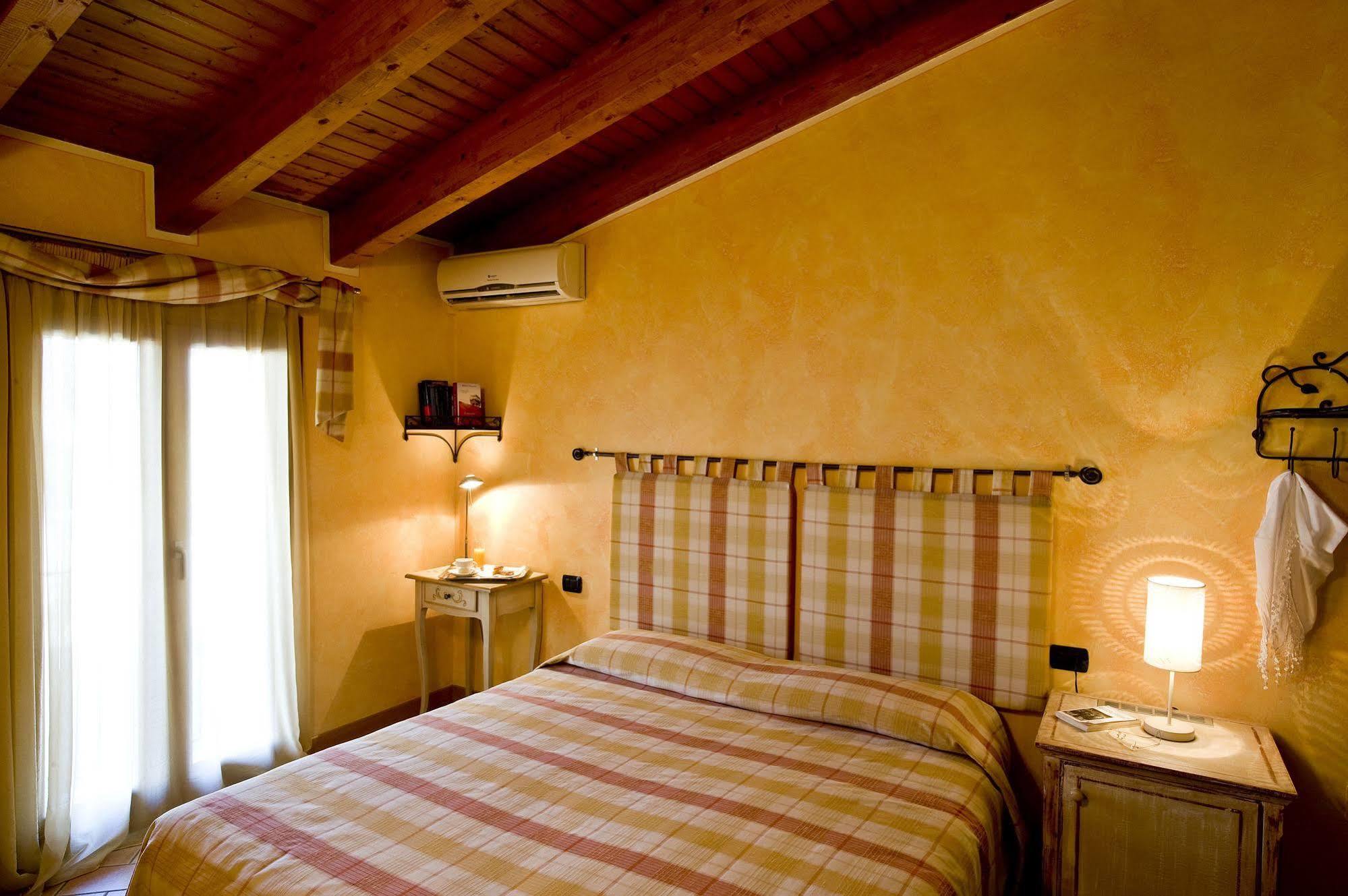 Villa Noce Brescia Exterior photo